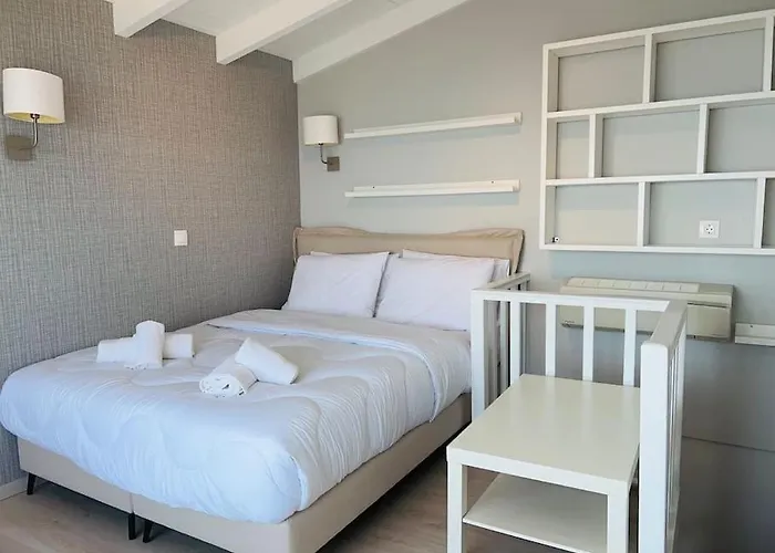 Horizon 3 Bedroom House With Sea View * Benitses (Corfu)
